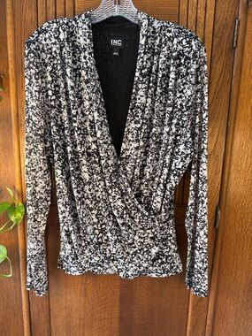 INC International Concepts Black & White Abstract Drape Wrap Top
